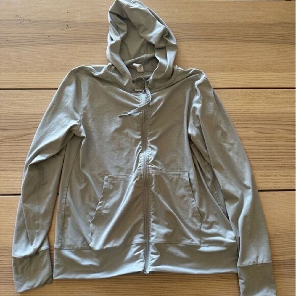 Yogalicious Lux Light Gray Hoodie with Hood